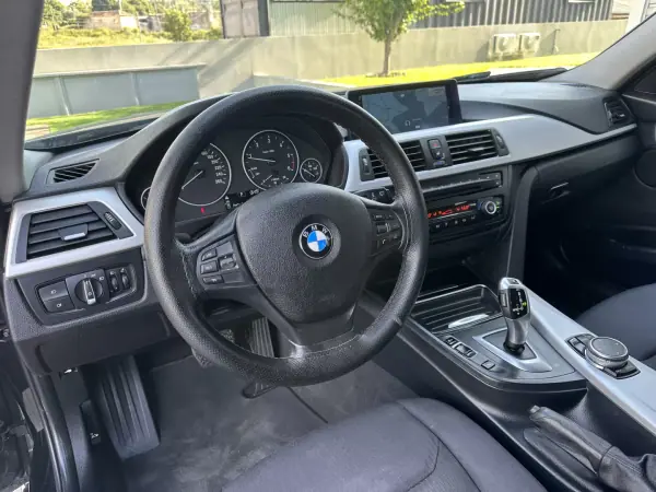BMW 320 2013 d EfficientDynamics Line Sport Auto