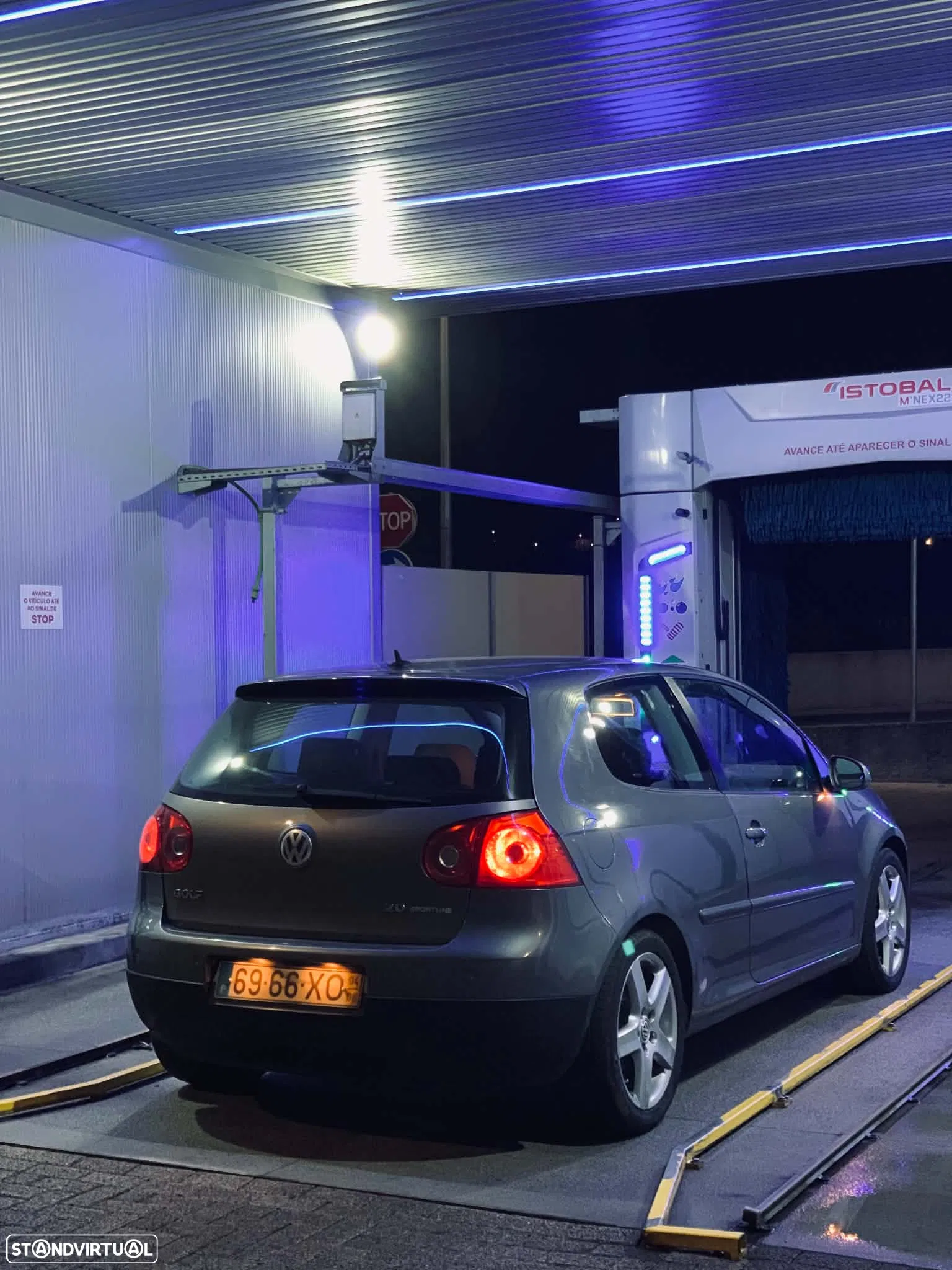 VW Golf 2.0 FSi Sport