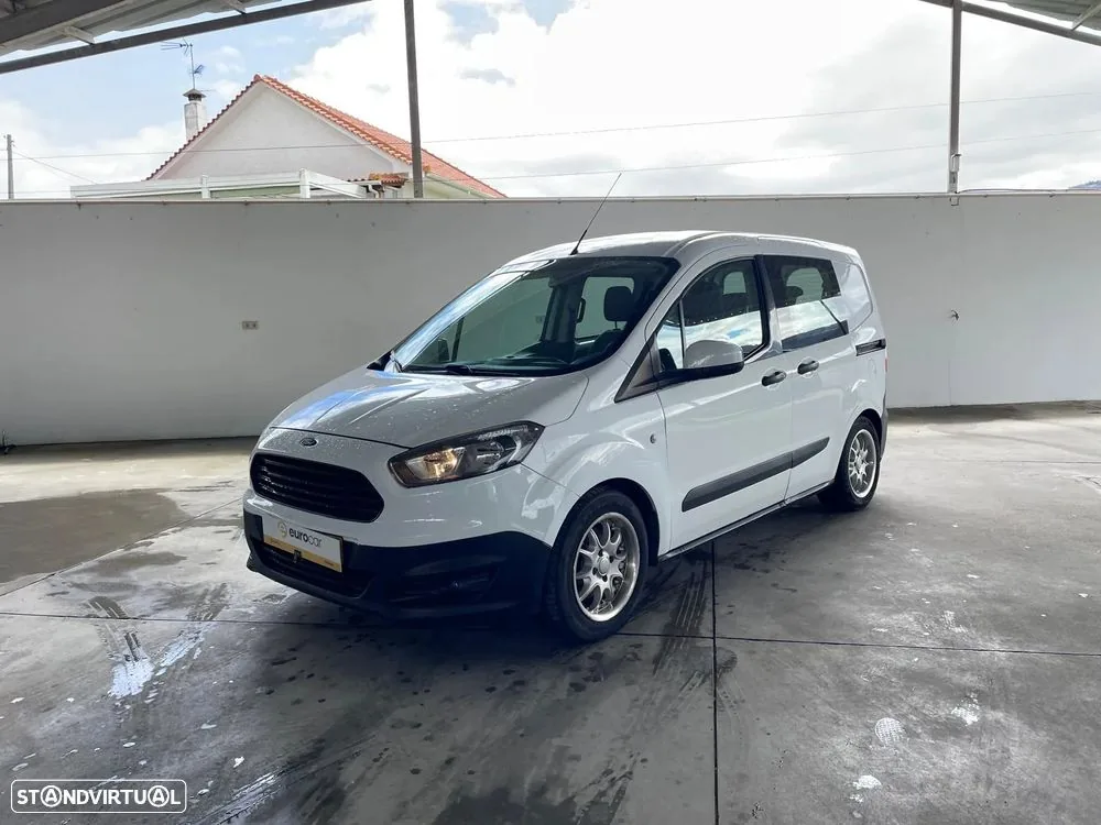 Ford Tourneo Courier 1.5 TDCi Ambiente