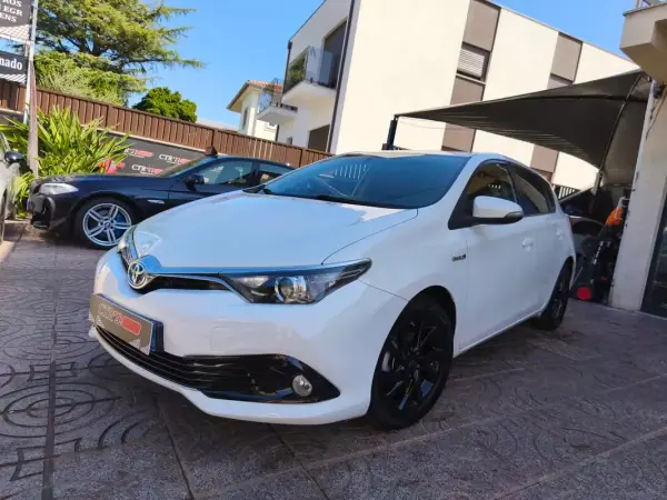 Toyota Auris 2016 1.8 HSD Comfort+J17