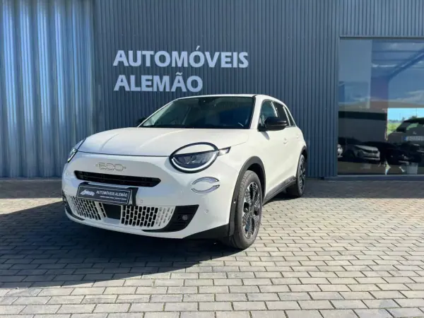 Fiat 600 2025 1.2 Hybrid La Prima