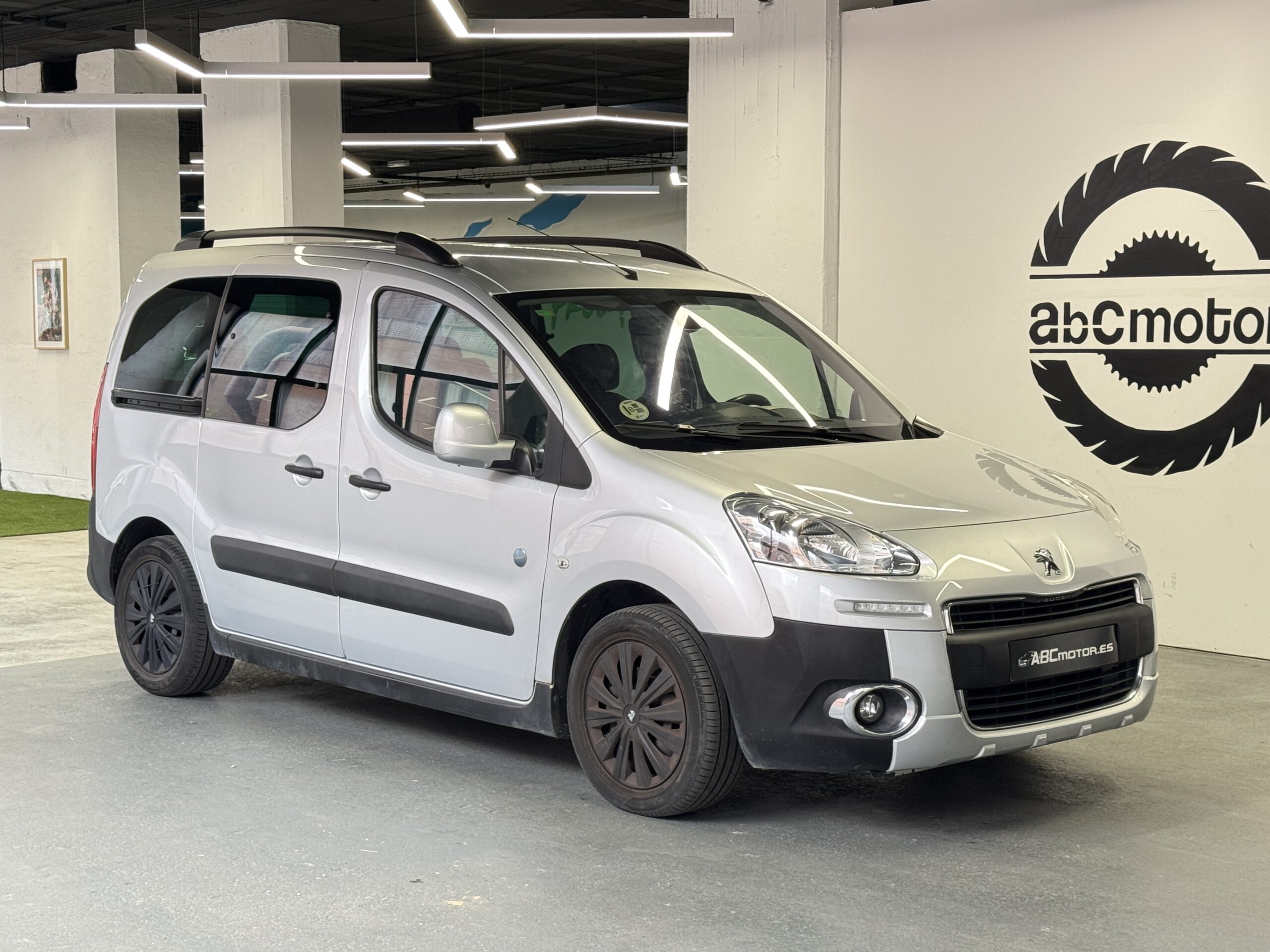 Peugeot PARTNER 1.6 HDI 92CV OUTDOOR