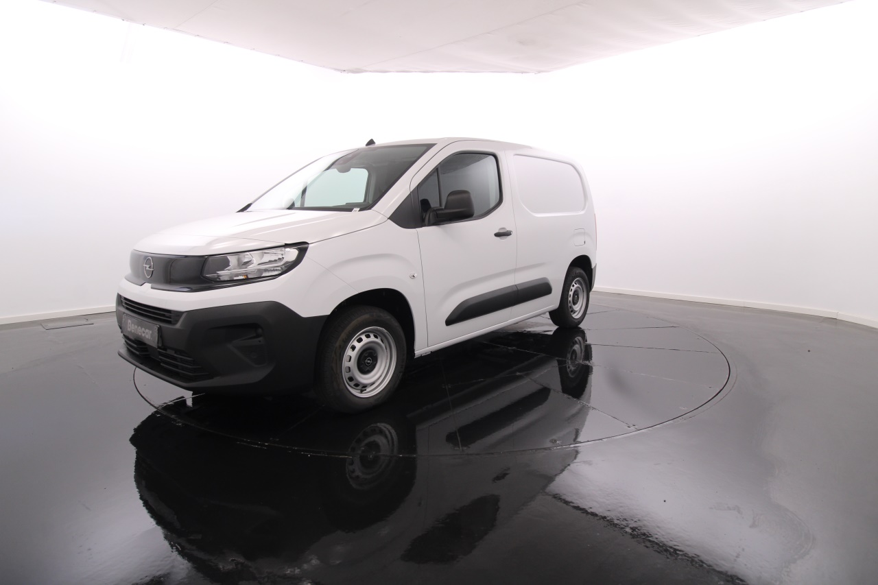 Opel Combo Cargo L1H1 E15DT MT6 100cv 3Lug. / Cam. Traseira (Novo Modelo)