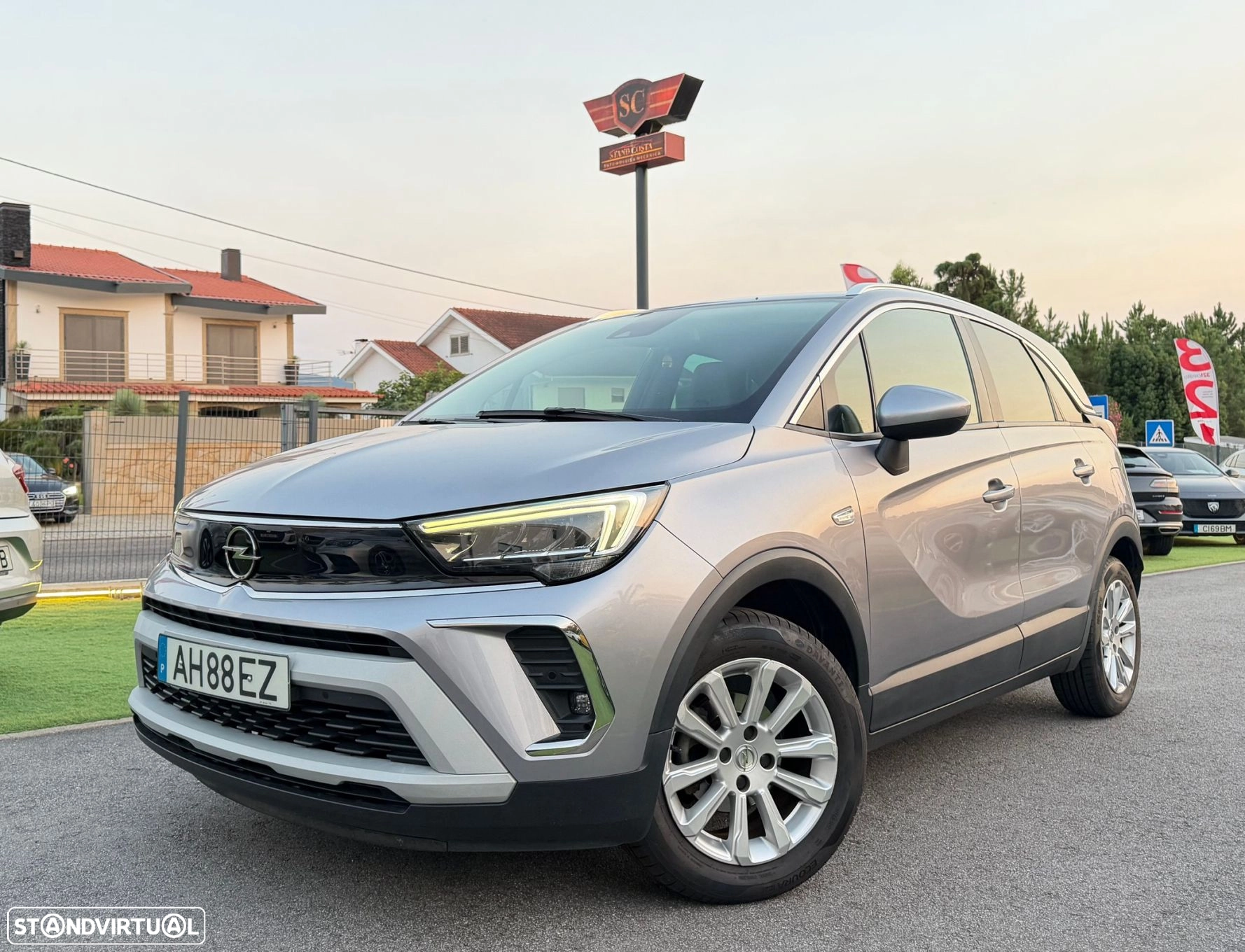 Opel Crossland X 1.2 Business Edition