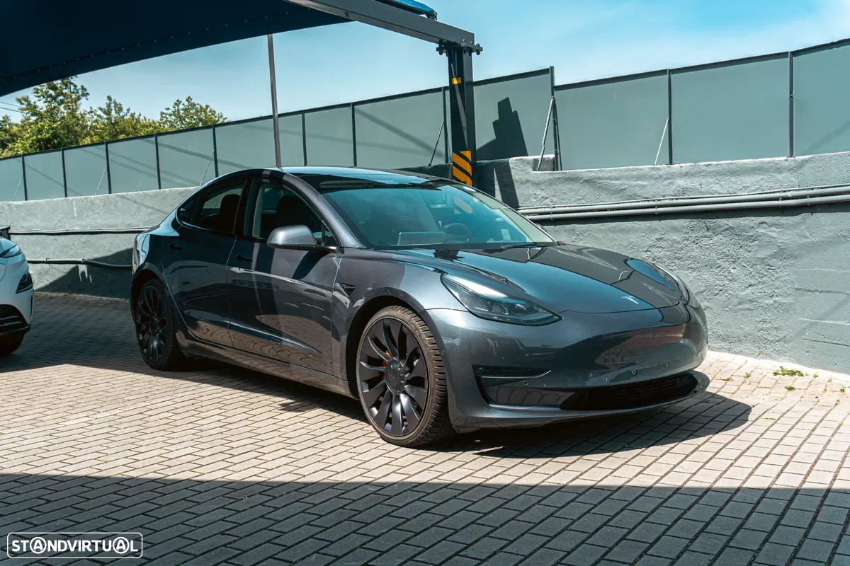 Tesla Model 3 Long Range AWD Dual Motor Performance