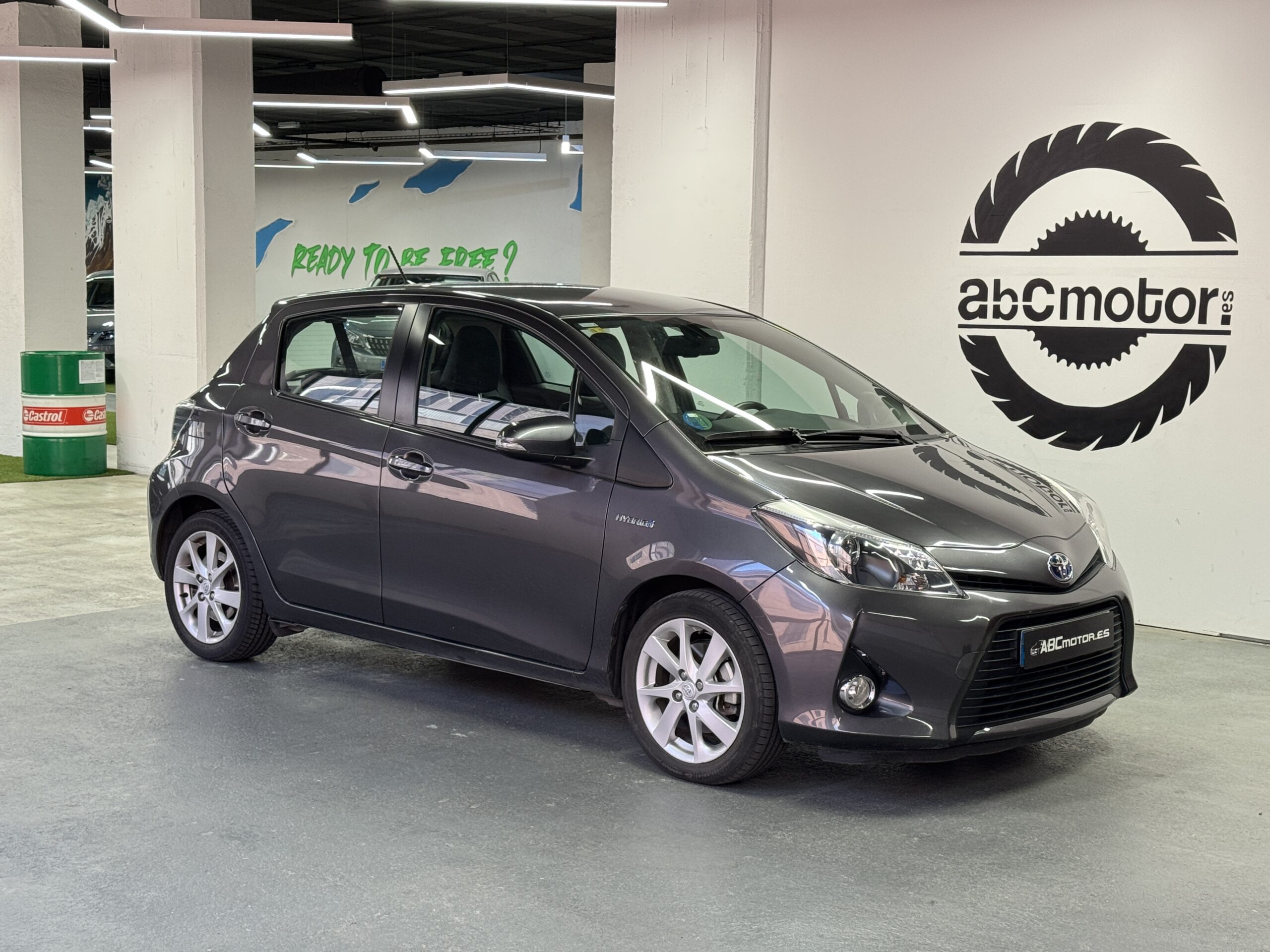 Toyota Yaris Hybrid Advance