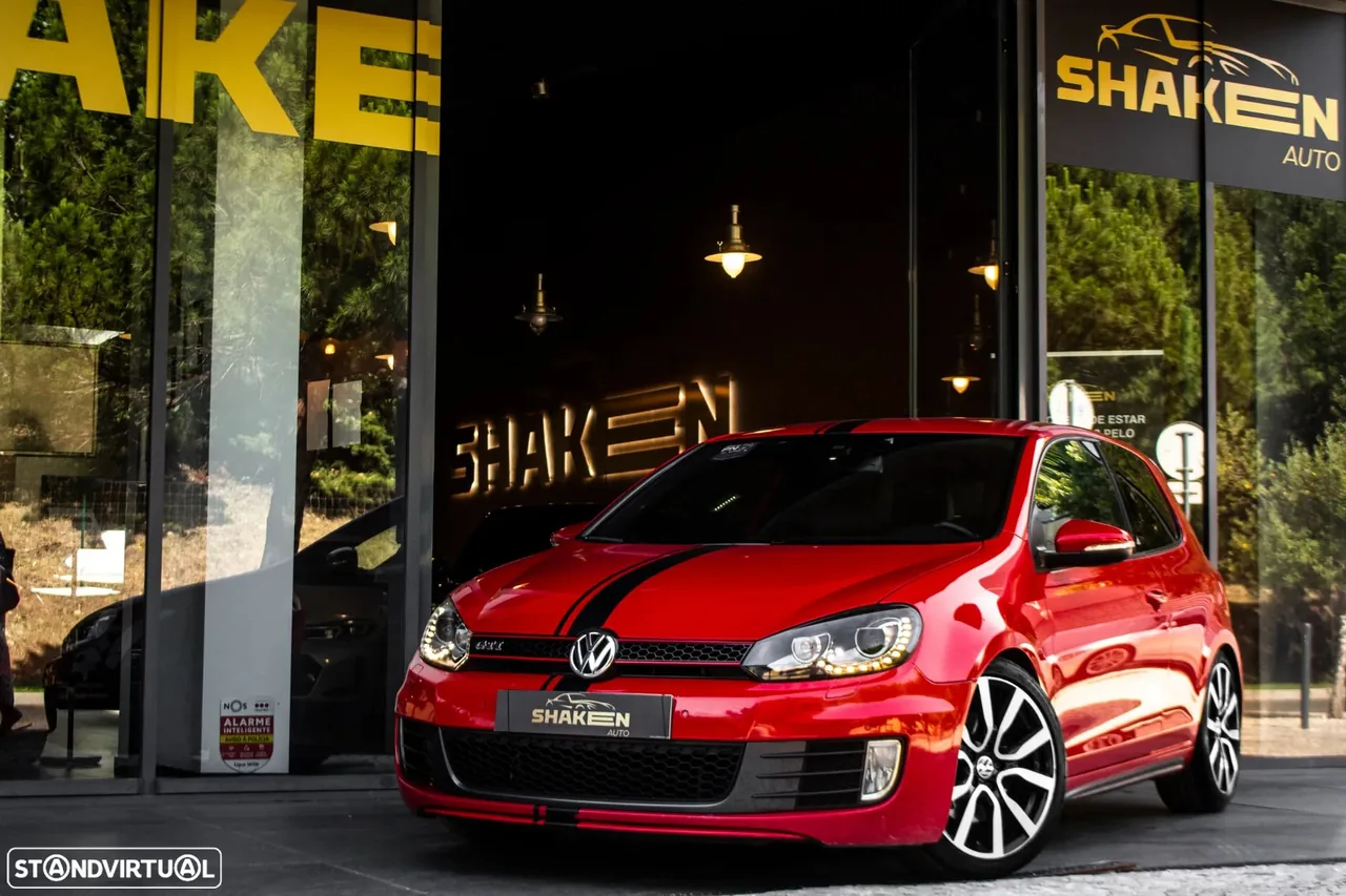 VW Golf 2.0 GTI DSG adidas