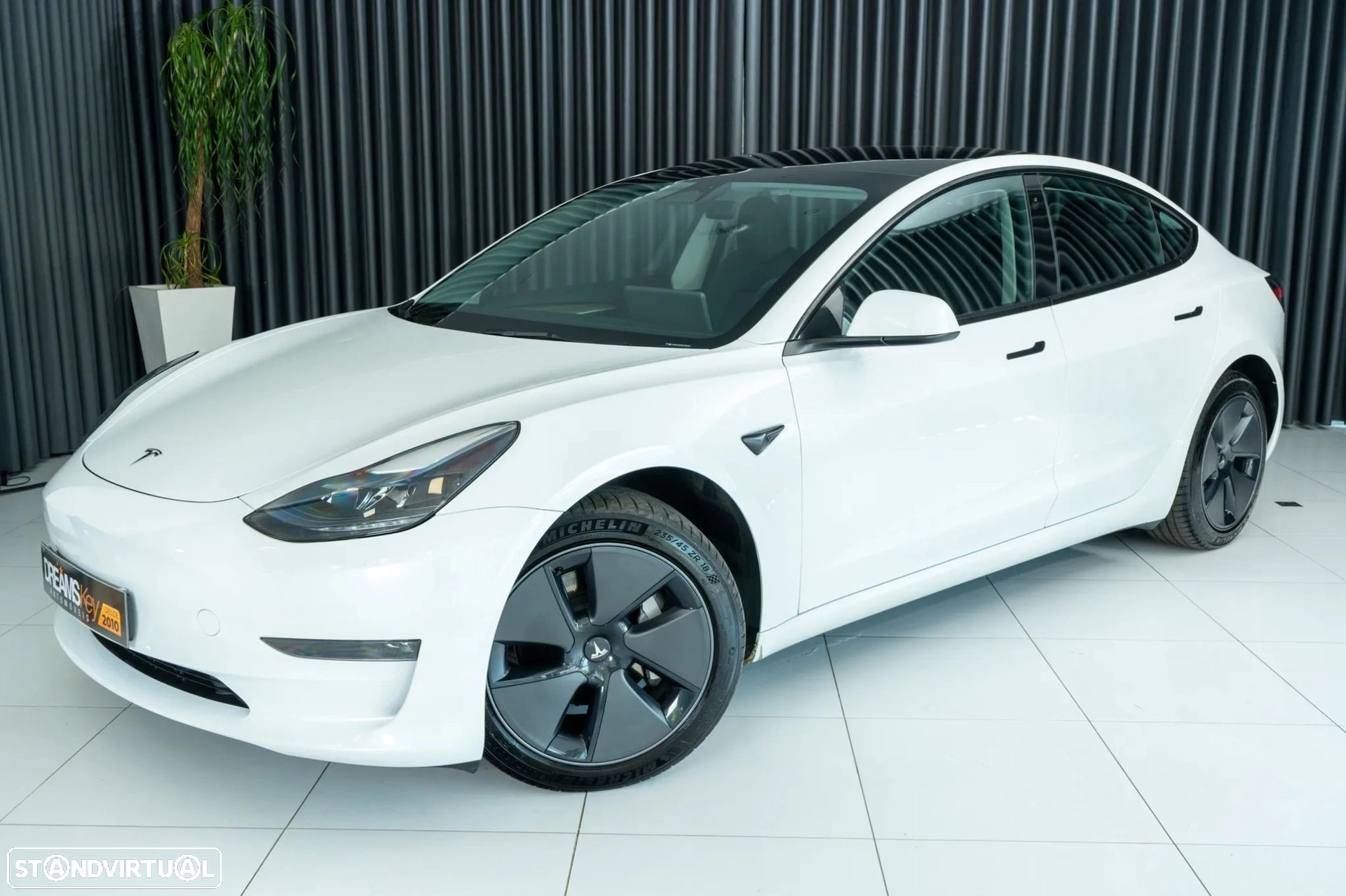 Tesla Model 3 Long Range Tração Traseira
