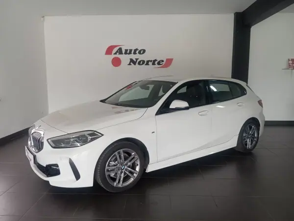 BMW 118 2021 i Pack Desportivo M Auto
