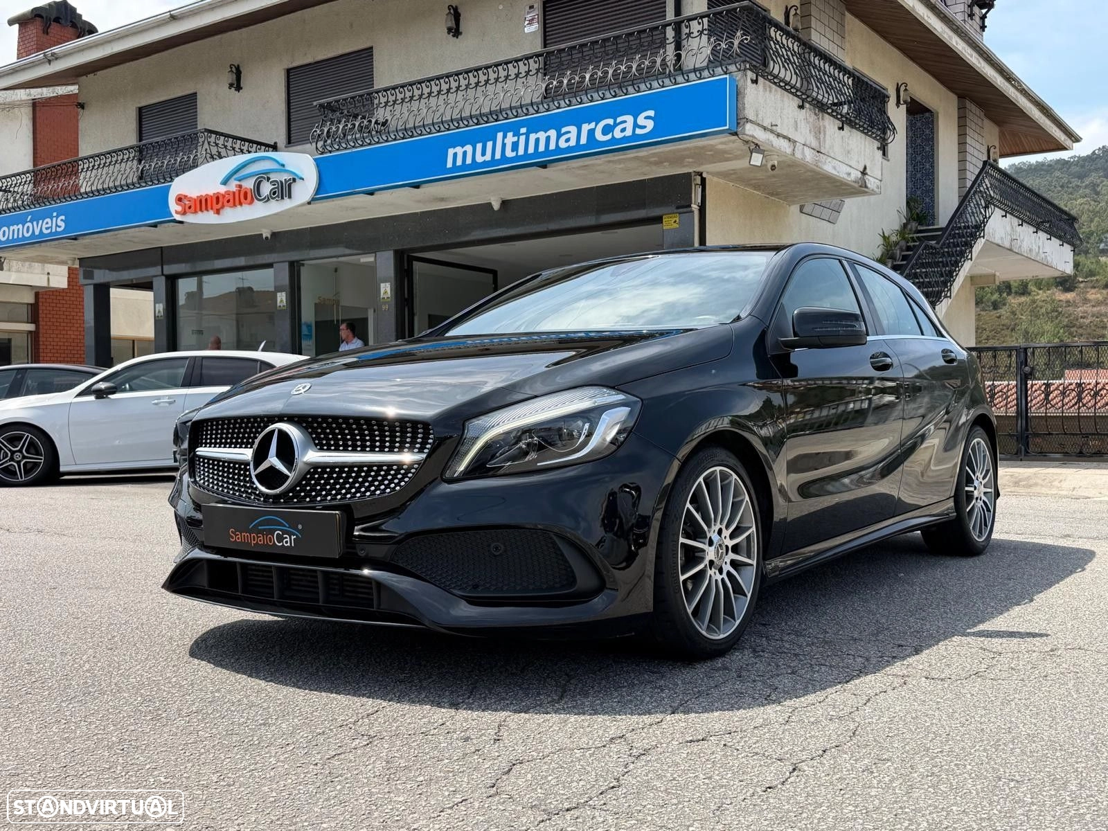 Mercedes-Benz A 180 d AMG Line