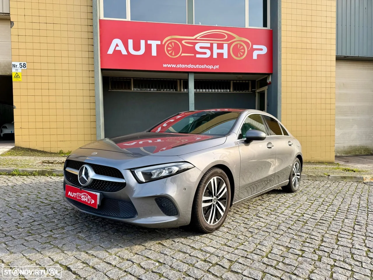 Mercedes-Benz A 180