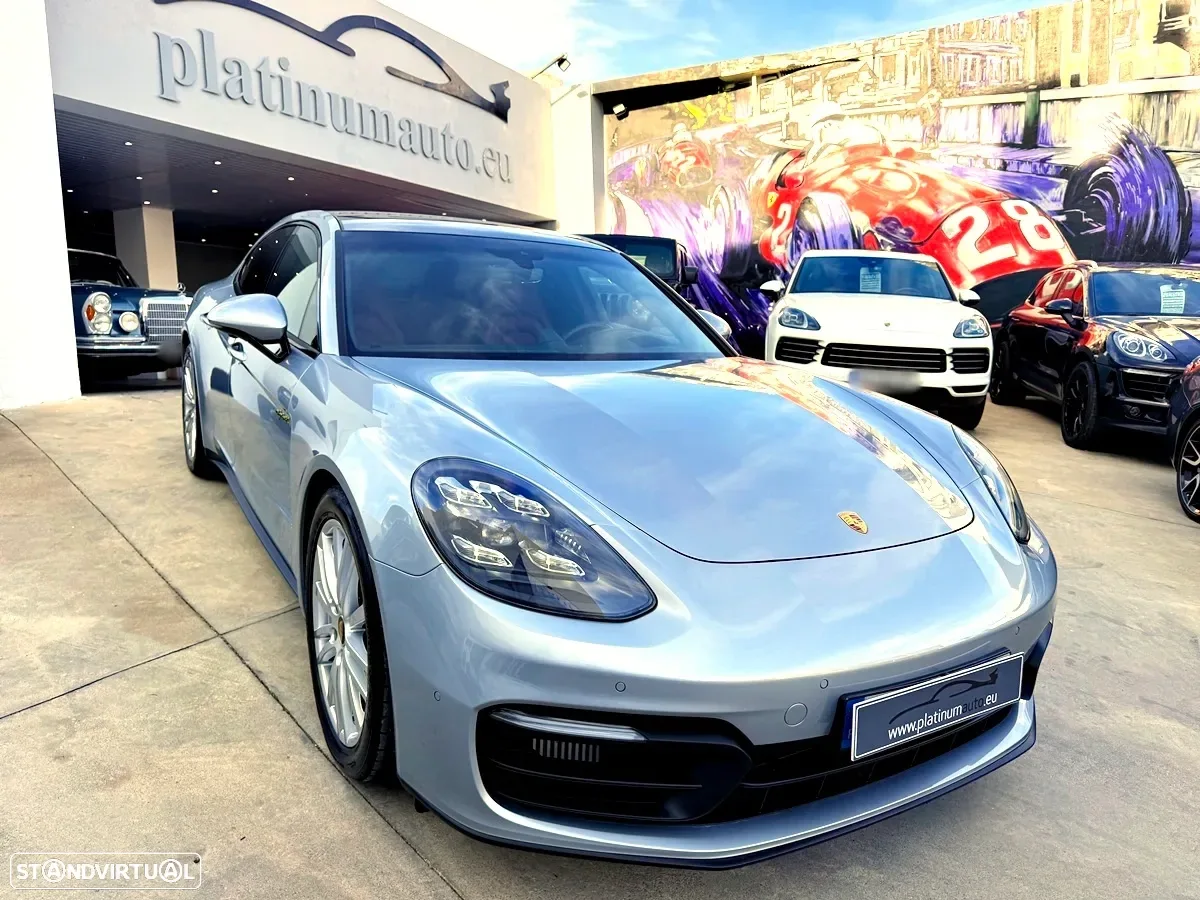 Porsche Panamera 4 E-Hybrid Platinum Edition