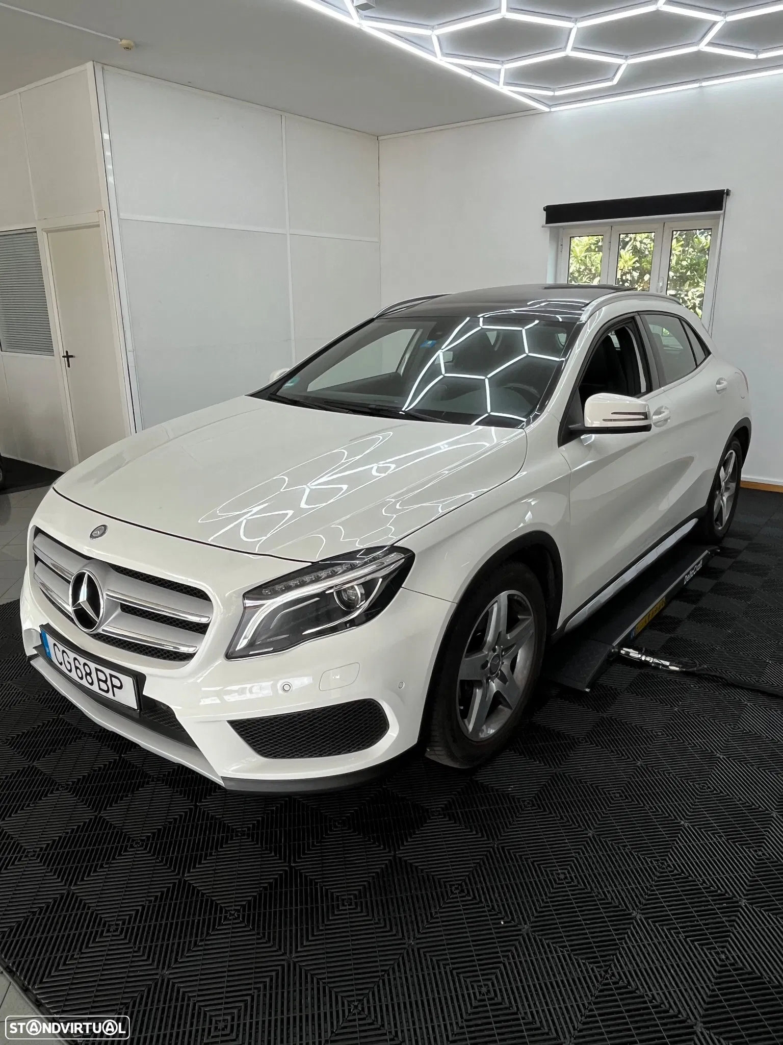 Mercedes-Benz GLA 220 CDI 4Matic 7G-DCT AMG Line