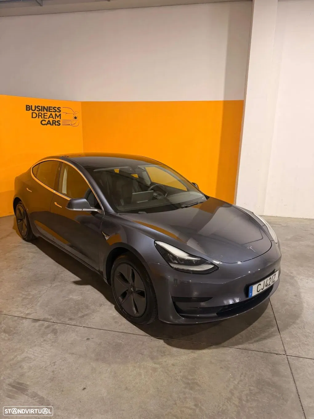 Tesla Model 3 Standard Range Plus RWD