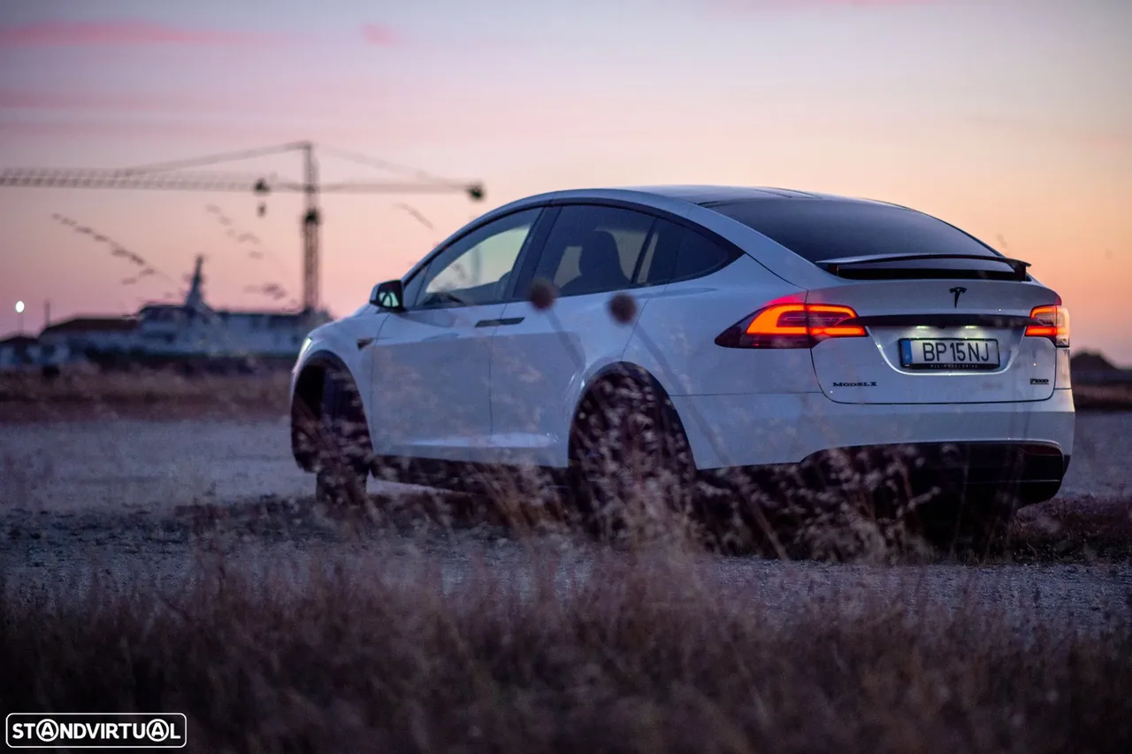 Tesla Model X P100D