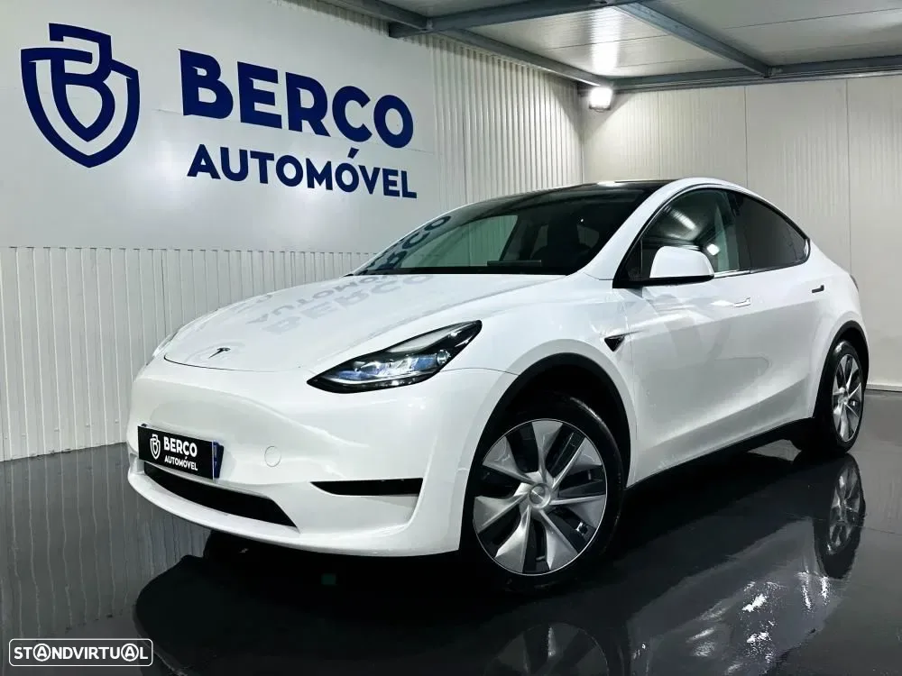 Tesla Model Y Standard
