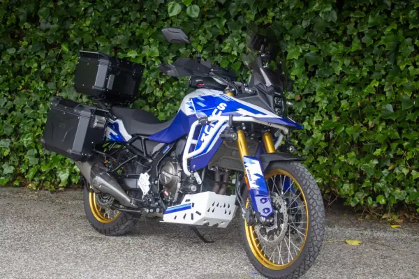 Suzuki DL 2025 Vstrom 800 DE