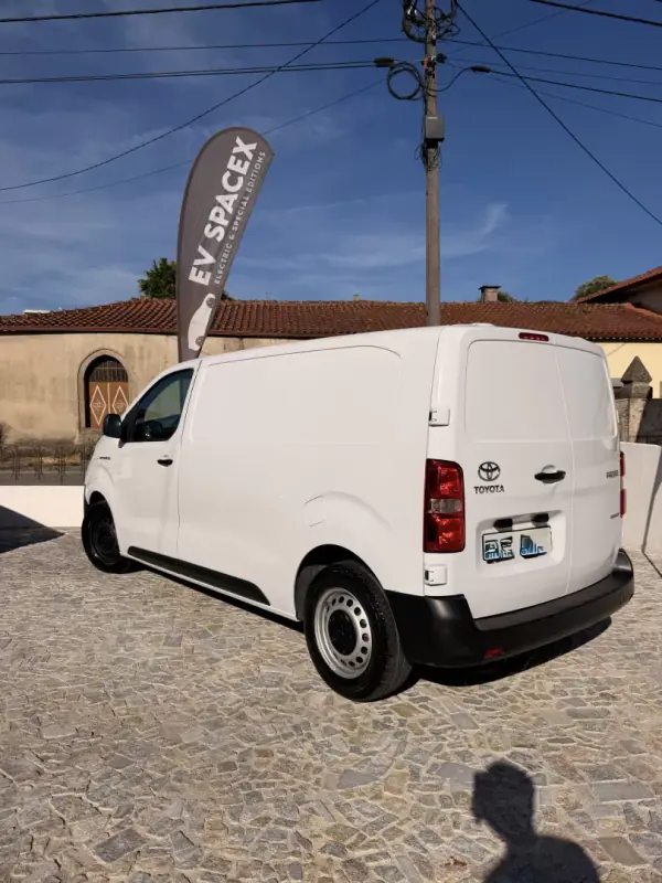 Toyota Proace Verso Electric 2024 (50 kWh) L1 (9L) Flow