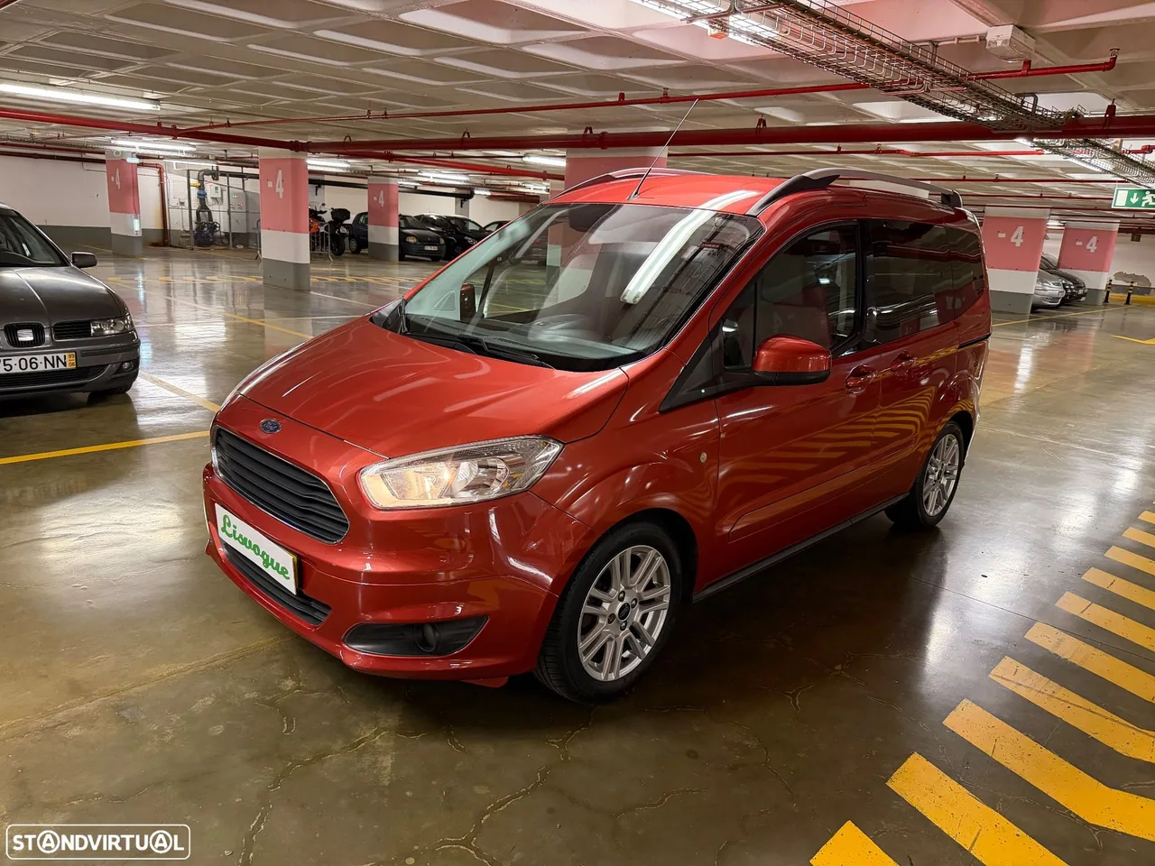 Ford Tourneo Connect 1.0i EcoBoost Titanium
