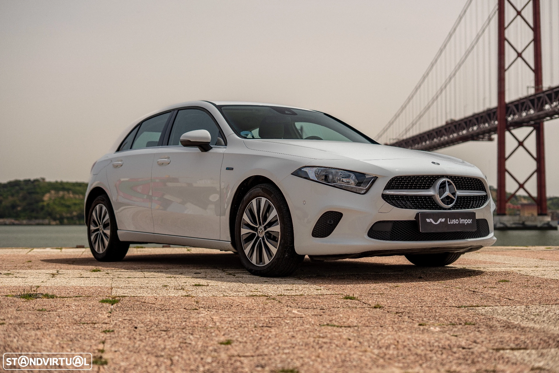 Mercedes-Benz A 250 e 8G-DCT Progressive