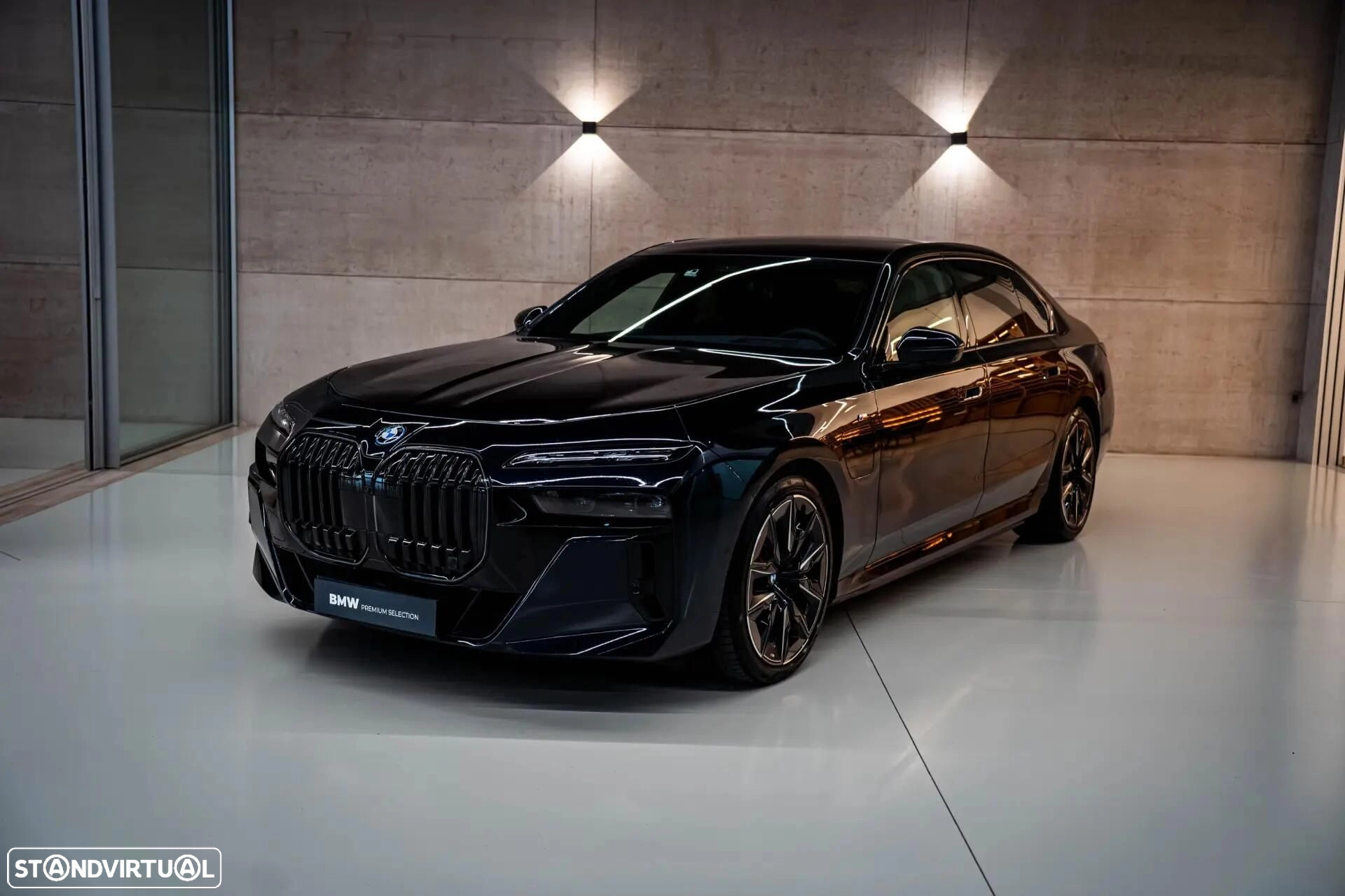 BMW 750 750e xDrive Pack Desportivo M Pro