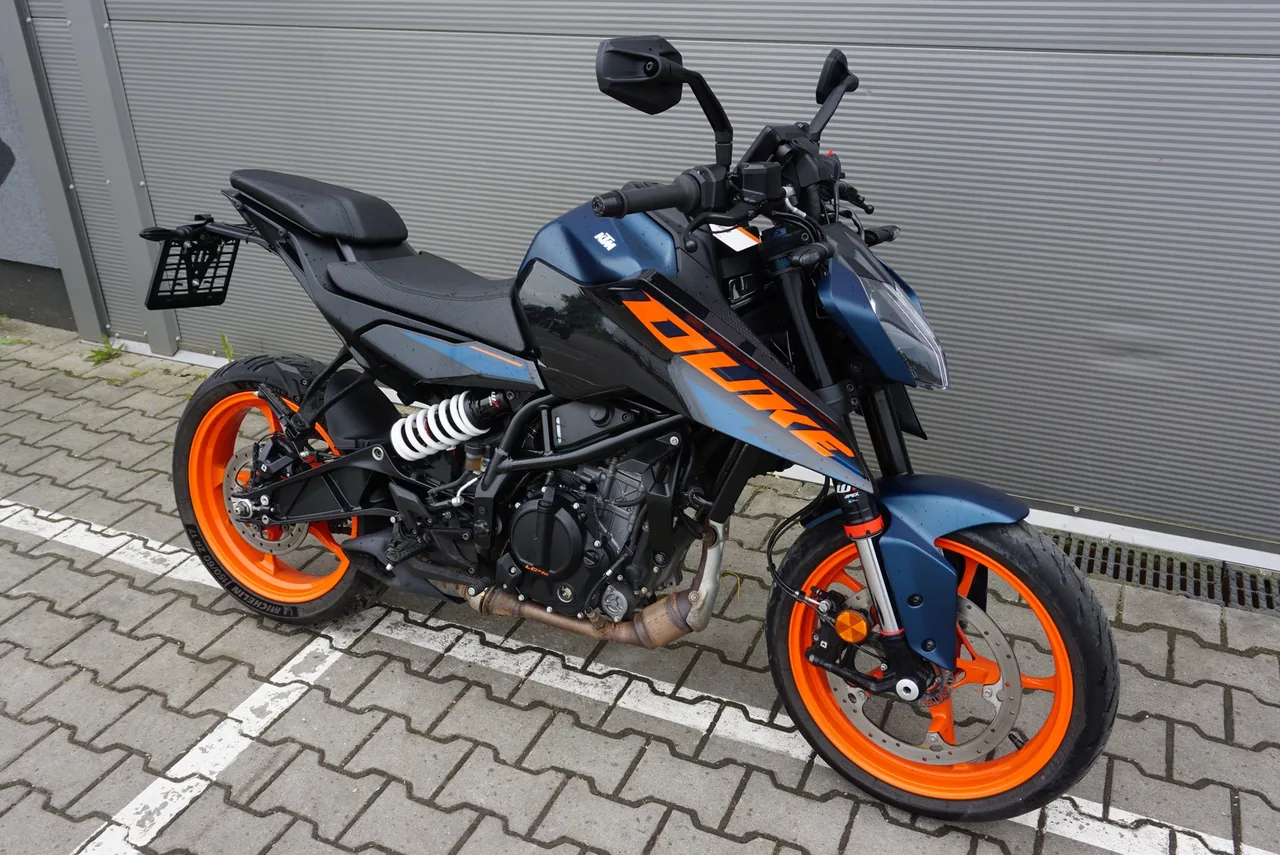 KTM Duke 125 ABS TC