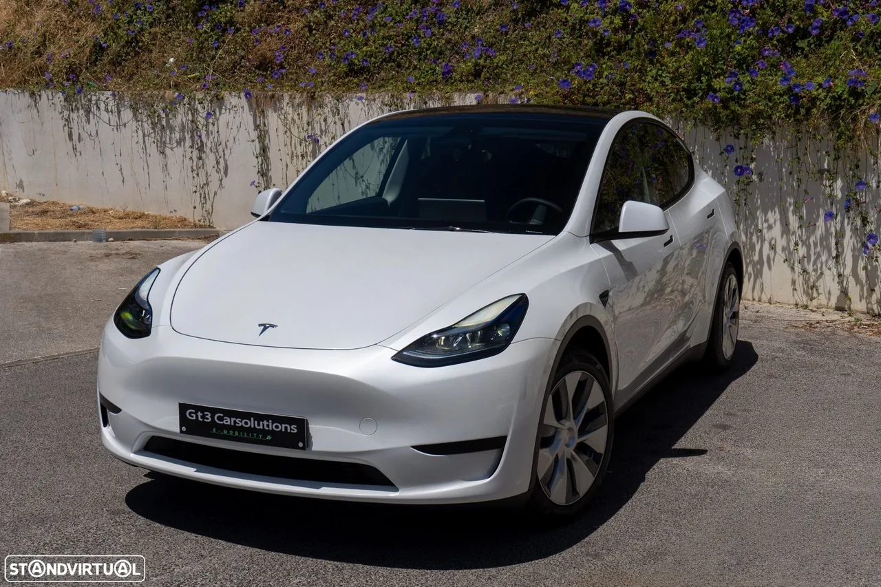 Tesla Model Y RWD