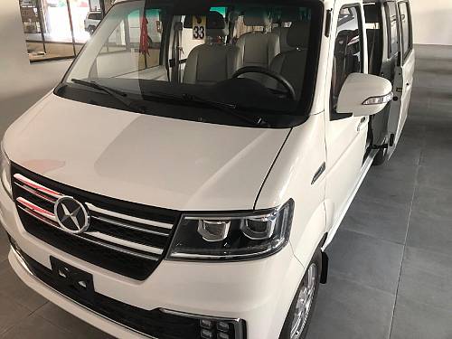SWM X30L EV 7 Plazas