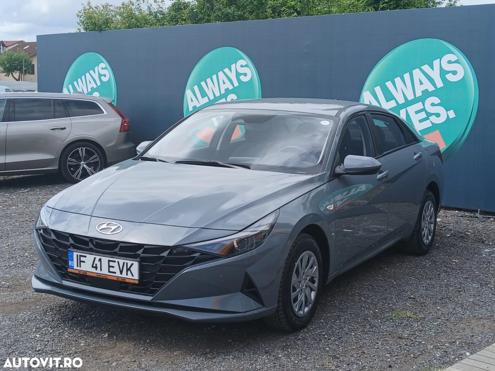 Hyundai Elantra 2022