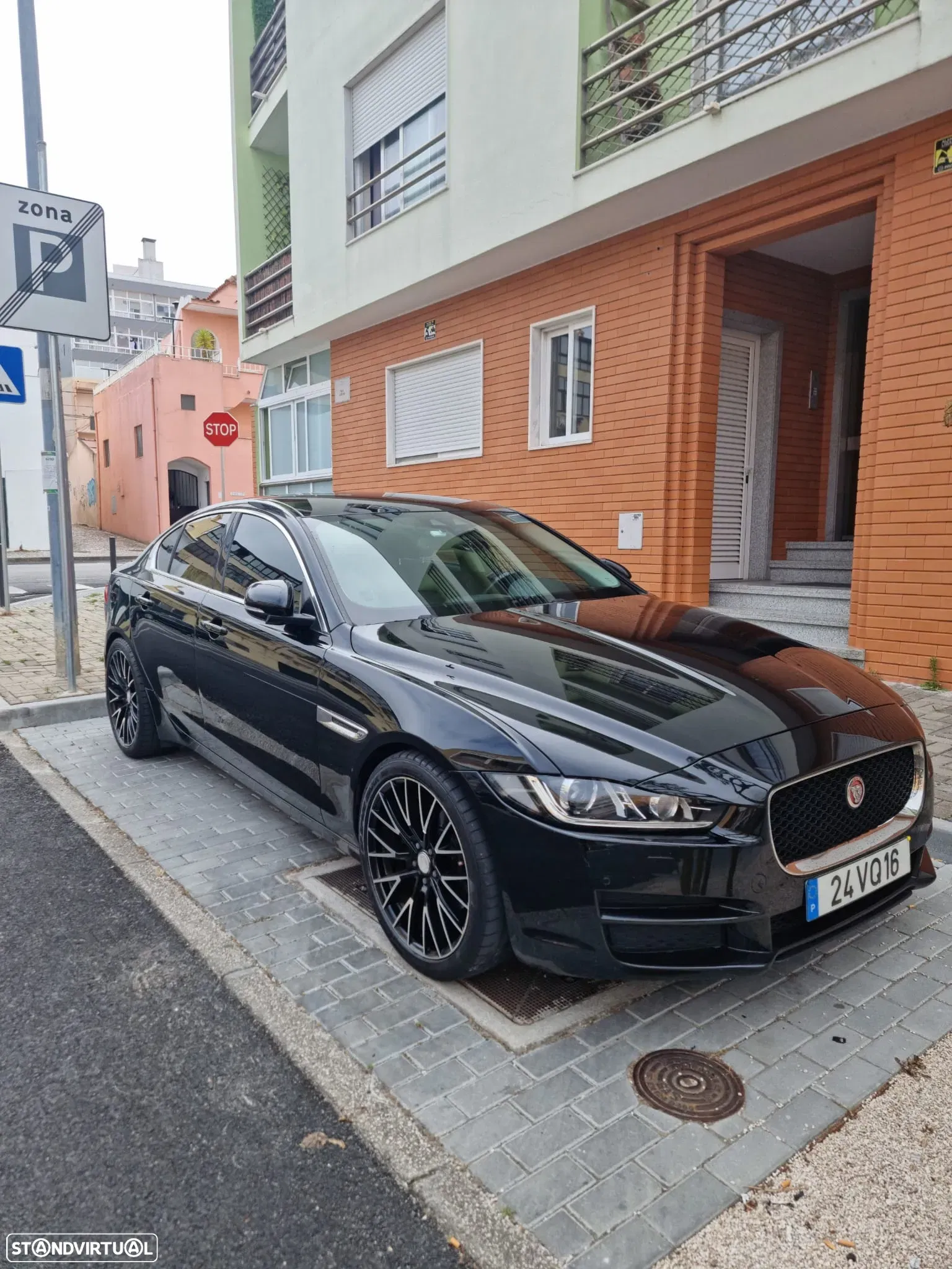 Jaguar XE 2.0 D Prestige Aut.