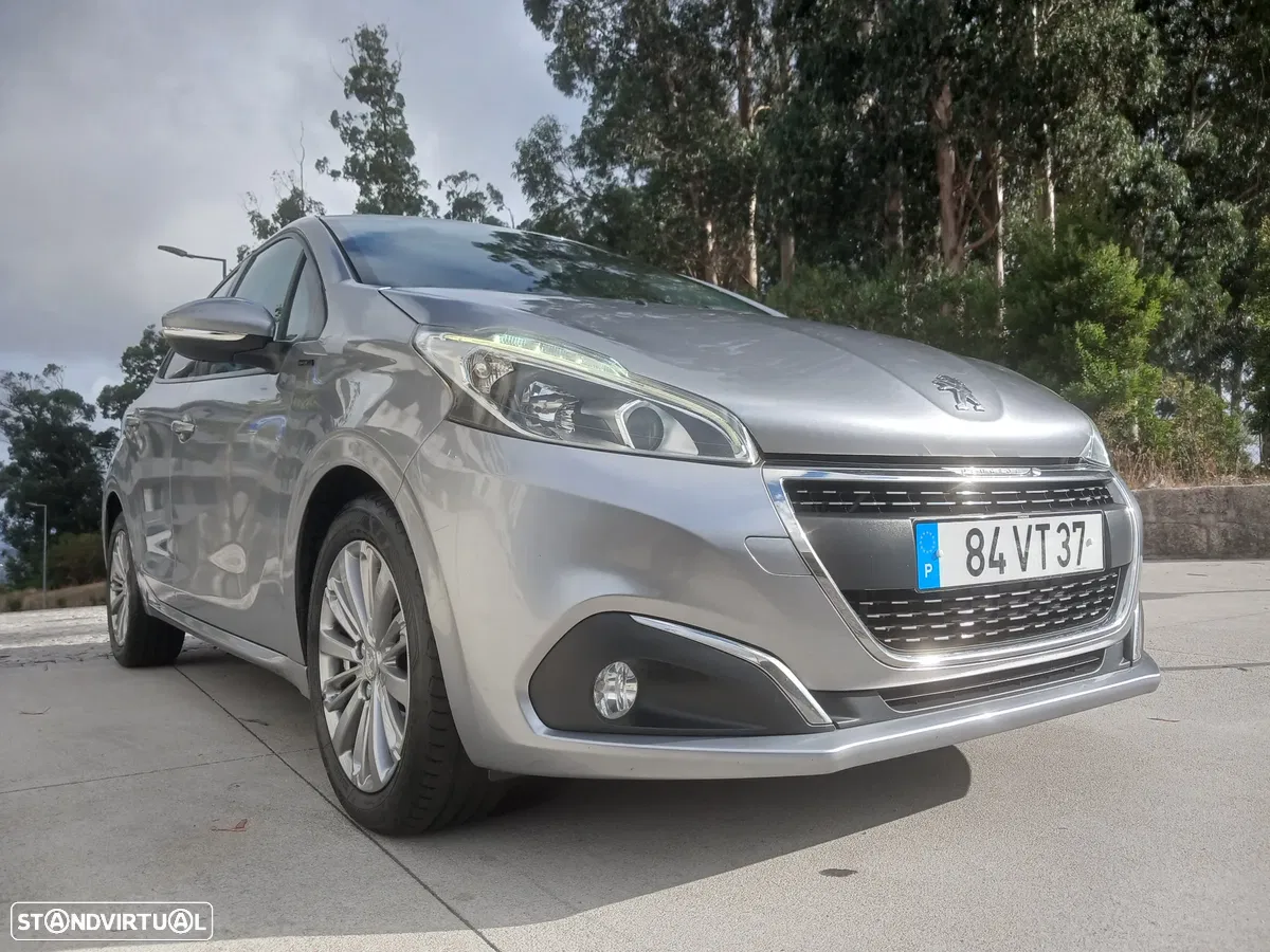 Peugeot 208 1.5 BlueHDi Signature