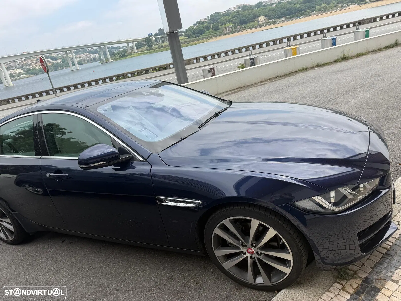 Jaguar XE 2.0 D Prestige Aut.