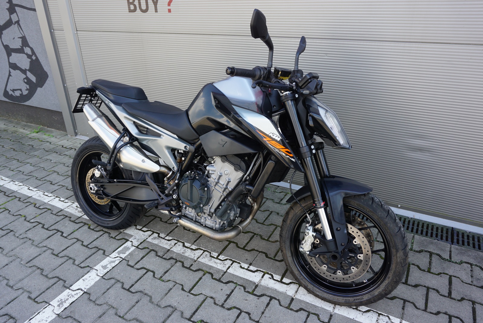 KTM Duke 790