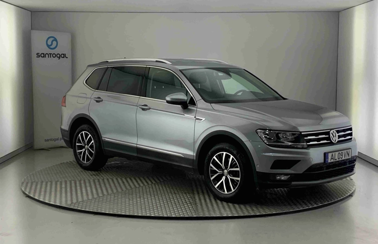 VOLKSWAGEN - Tiguan - Tiguan All.2.0 TDI Confortline DSG