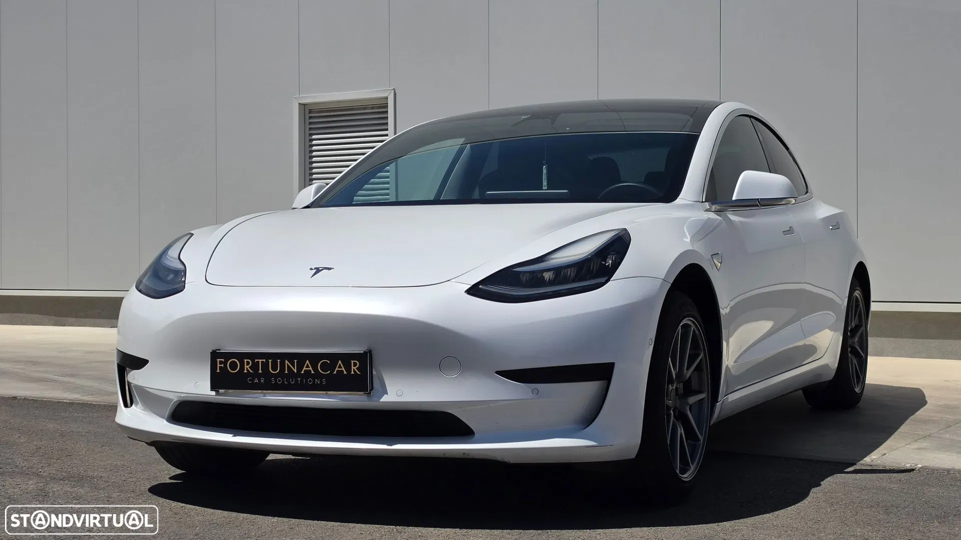 Tesla Model 3 Standard Range Plus RWD