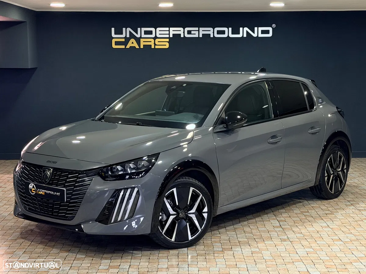 Peugeot e-208 GT