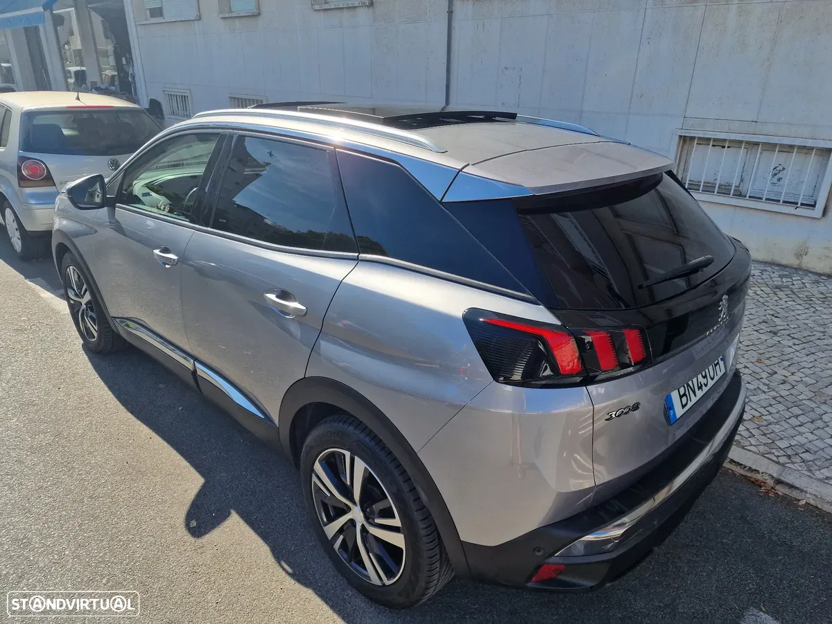 Peugeot 3008 PureTech 130 Stop & Start GPF Allure