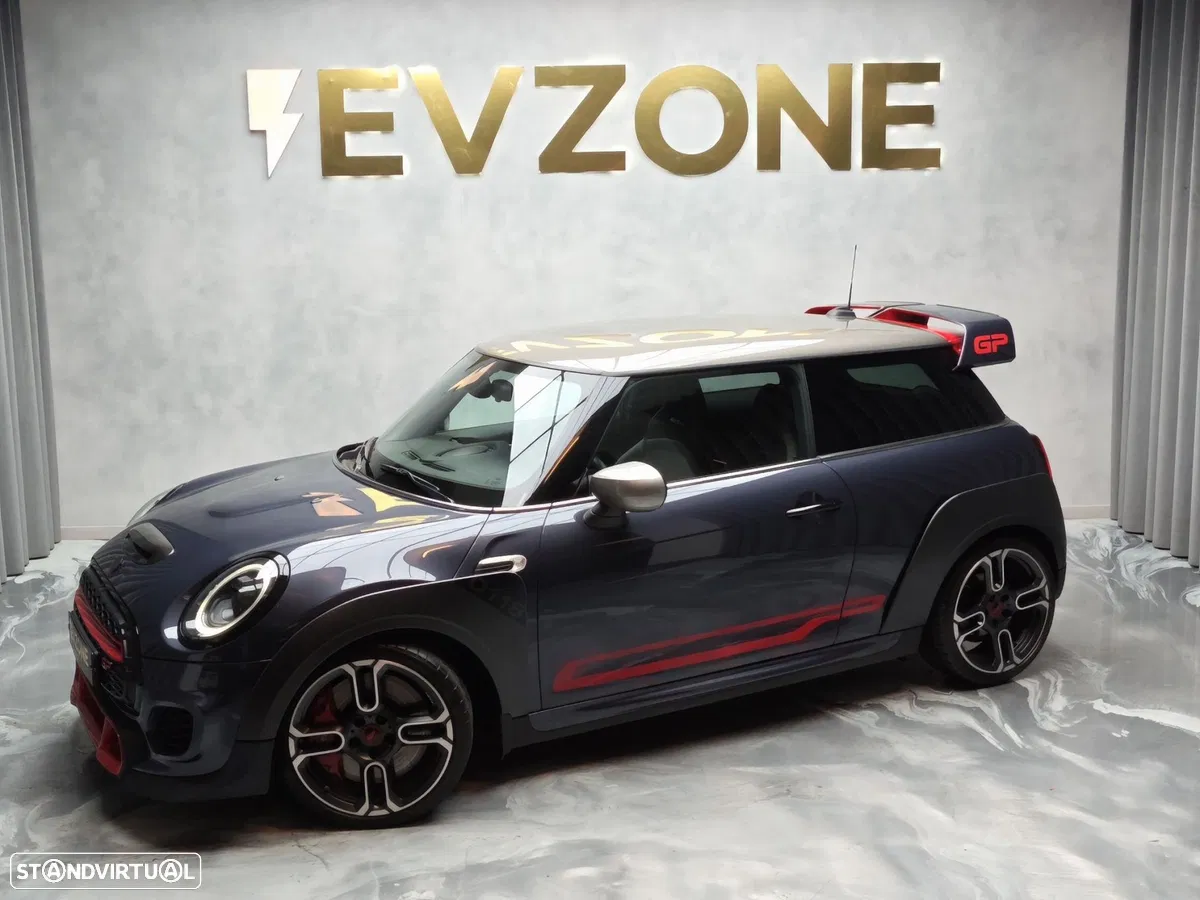 MINI 3 Portas John Cooper Works GP Aut.