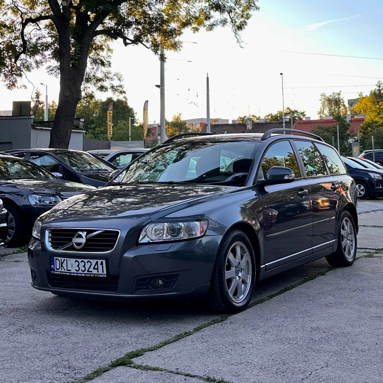 VOLVO V50 POLIFT