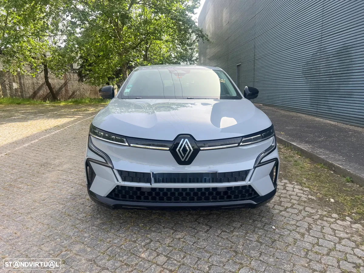 Renault Mégane E-Tech EV60 220hp optimum charge Equilibre