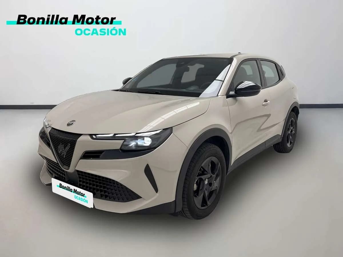 ALFA ROMEO JUNIOR 1.2 MHEV 100KW IBRIDA E-DCT6 136 5P