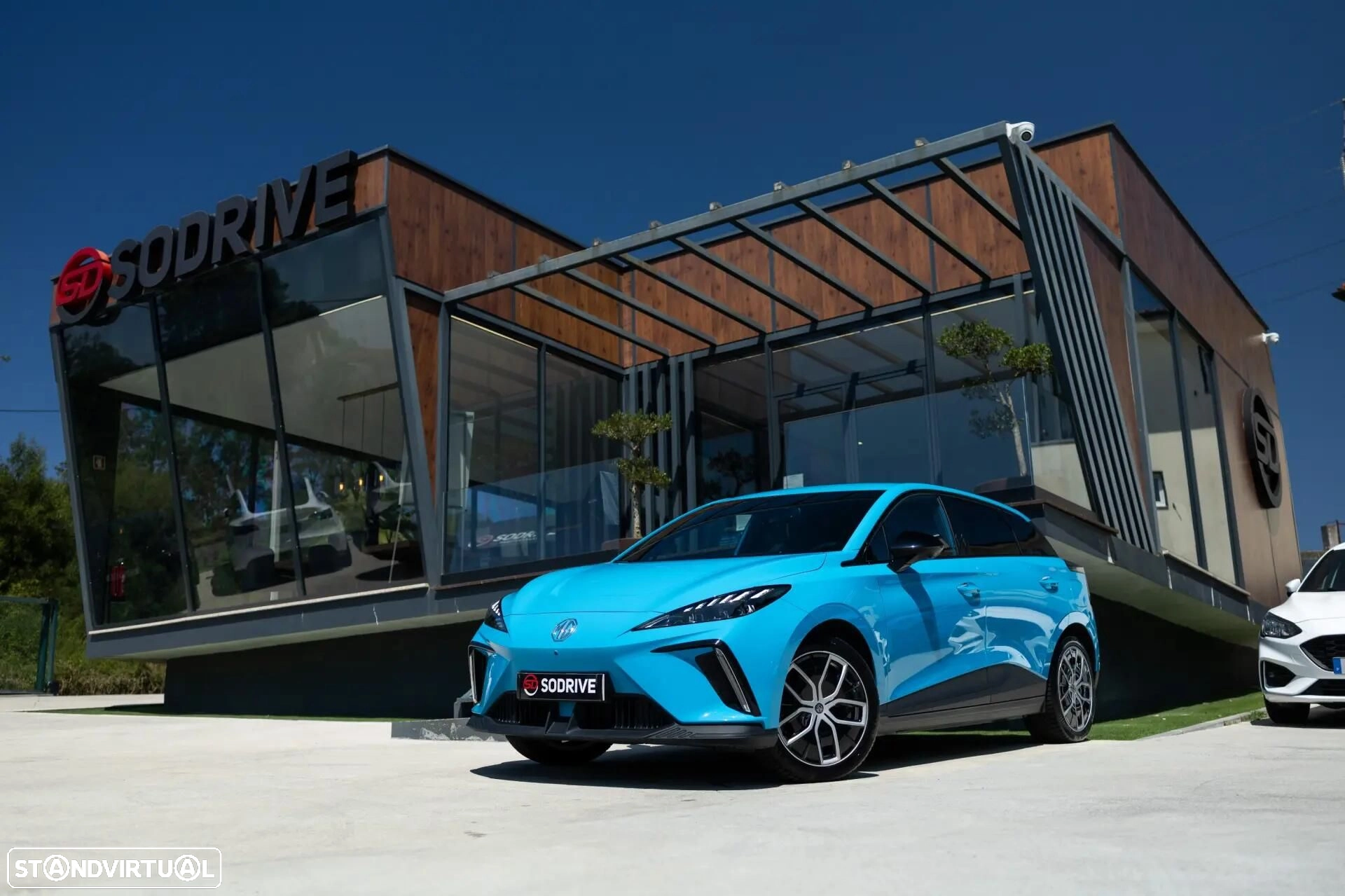 MG MG4 64 kWh Luxury