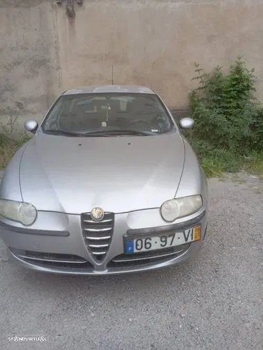 Alfa Romeo 147 1.6 TS Distinctive