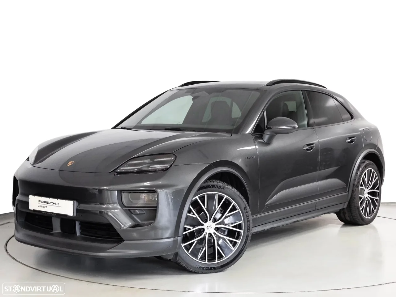 Porsche Macan Electric 4
