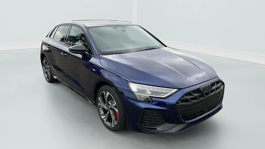 Audi A3 SPORTBACK NOUVELLE 45 TFSI E HYBRIDE RECHARGEABLE 272 S TRONIC 6 S LINE Zéro km immatriculé
