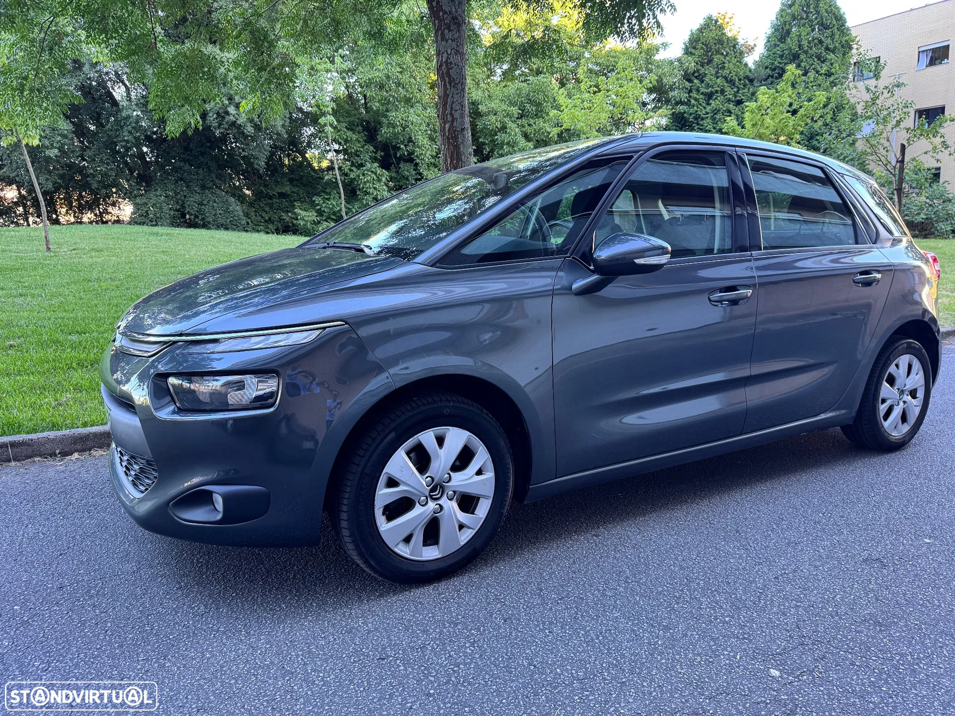 Citroën C4 BlueHDi 120 Stop&Start EAT6 Selection