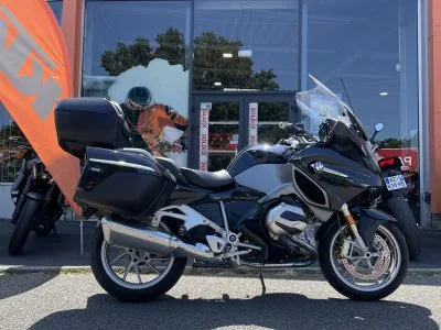 Village motos