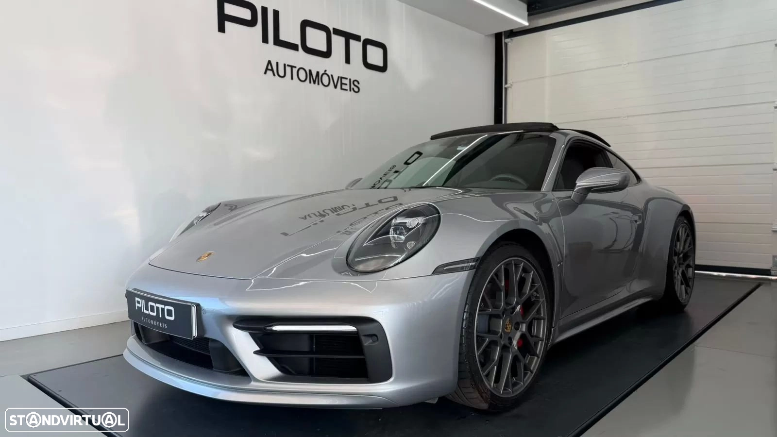 Porsche 911 (992) Carrera PDK