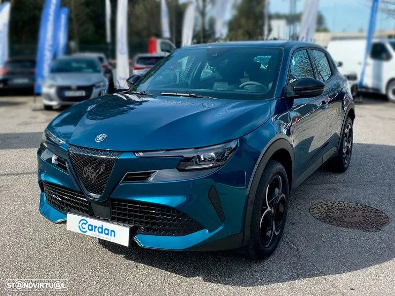 Alfa Romeo Junior 1.2 eDCT6