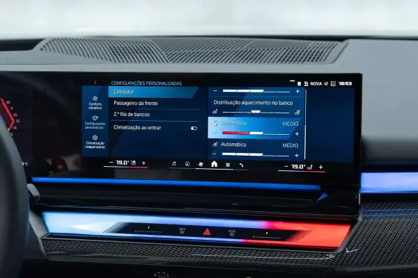 BMW M5 2025 Touring Xdrive
